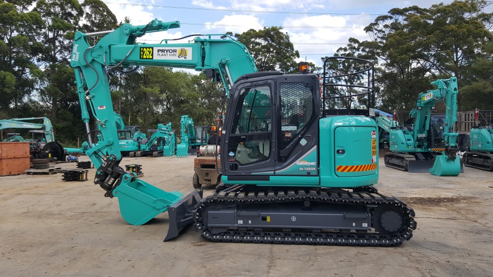 Kobelco SK135SR-01